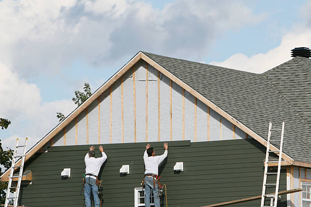 Professional Siding Repair technician working in Eaton, OH